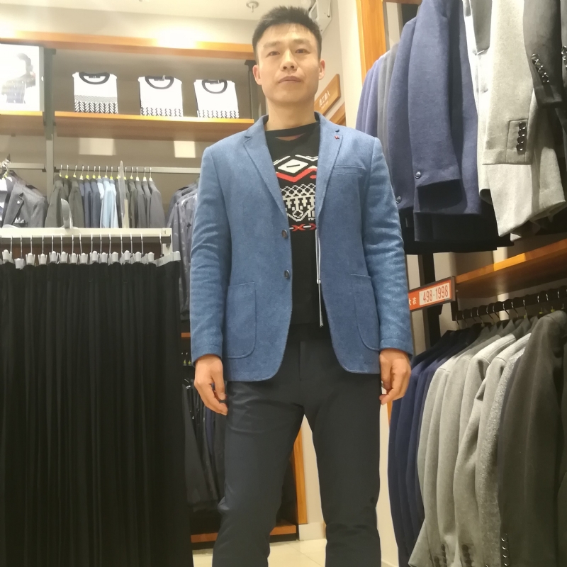 一只蚂蚁的第一张照片--澳门上门女婿服务网